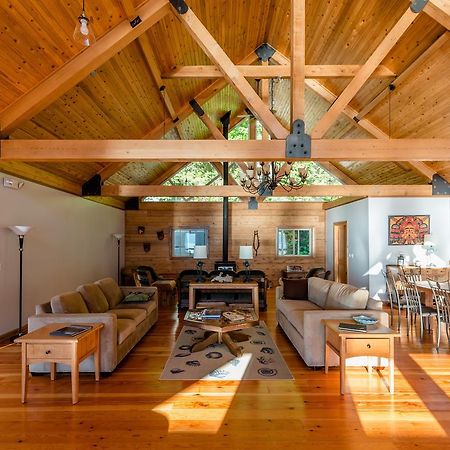 Homfray Lodge Desolation Sound ภายนอก รูปภาพ