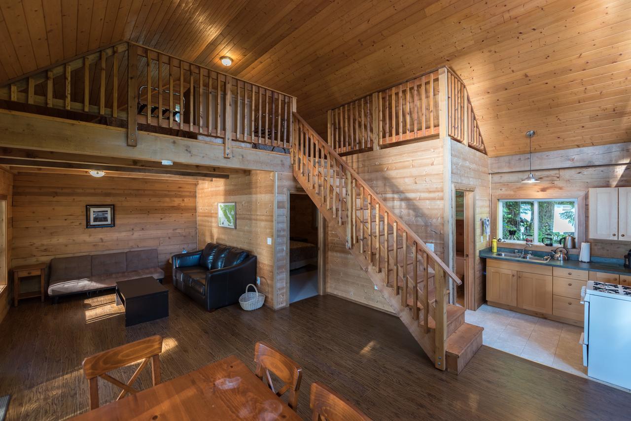 Homfray Lodge Desolation Sound ภายนอก รูปภาพ