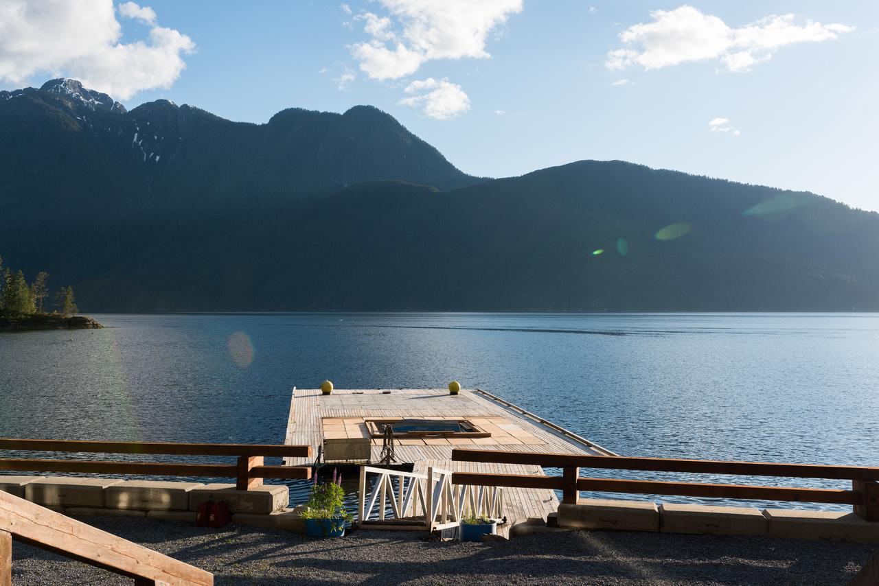 Homfray Lodge Desolation Sound ภายนอก รูปภาพ