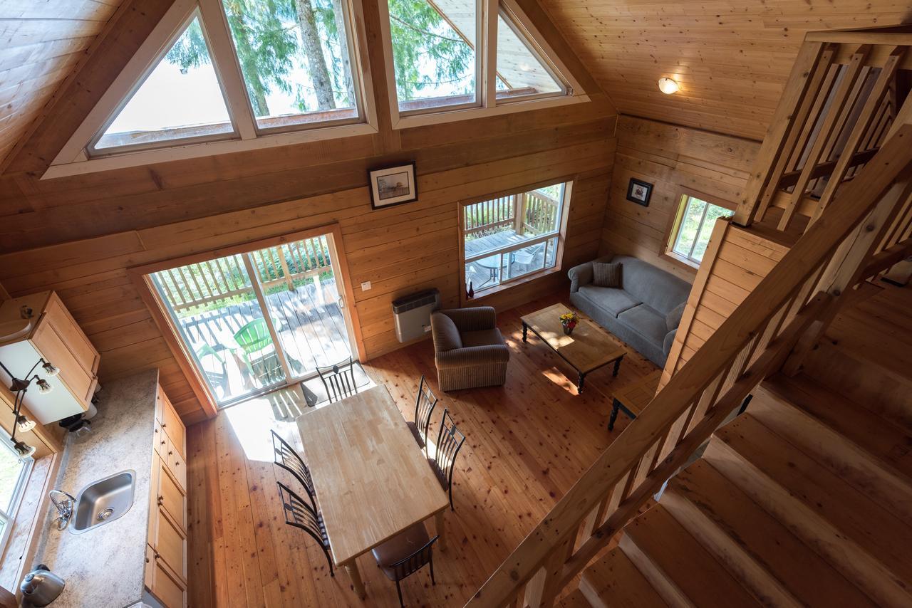 Homfray Lodge Desolation Sound ภายนอก รูปภาพ