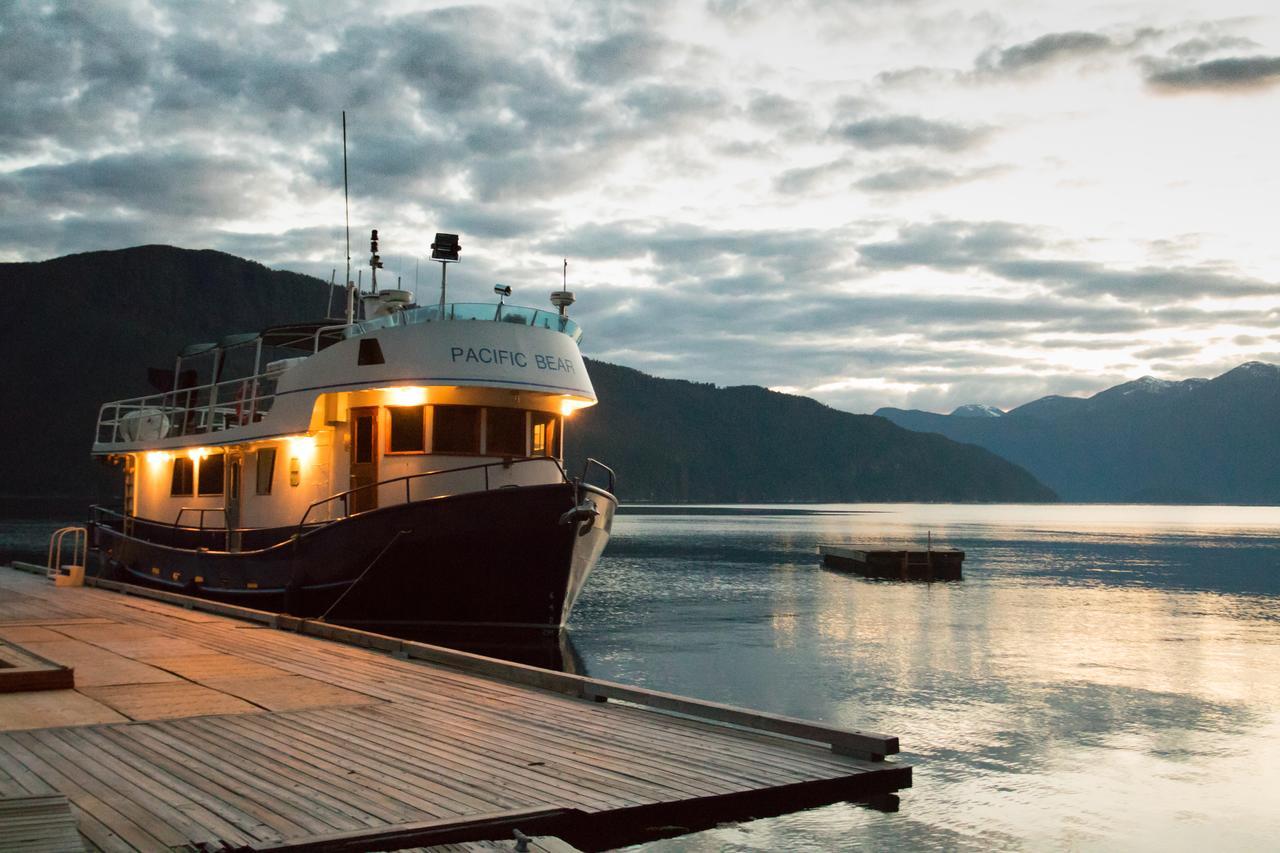 Homfray Lodge Desolation Sound ภายนอก รูปภาพ